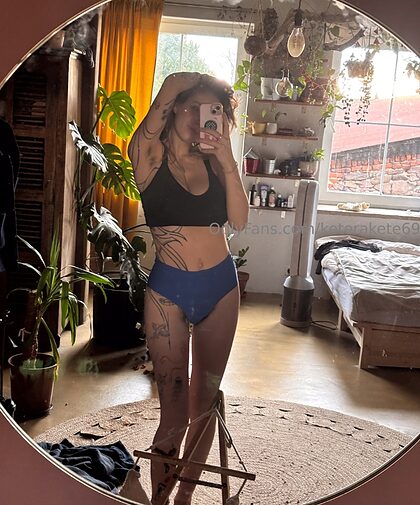 Kat nude photo #128
