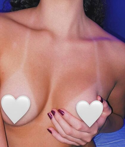 Kathleen Gomes nude photo #16