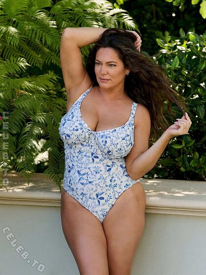 Kelly Brook nude photo #456