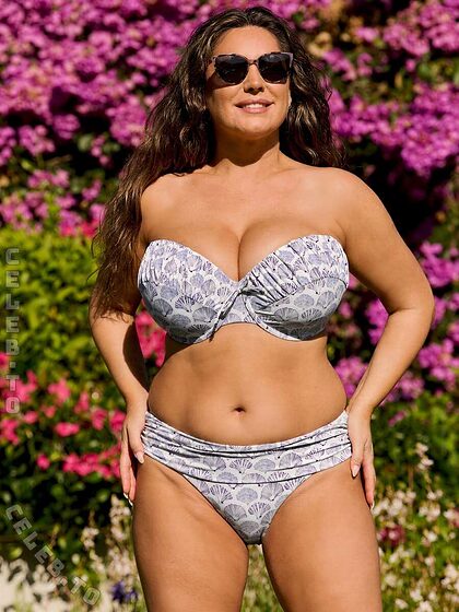 Kelly Brook nude photo #462