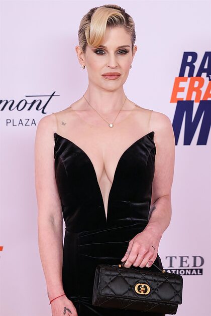 Kelly Osbourne nude photo #40
