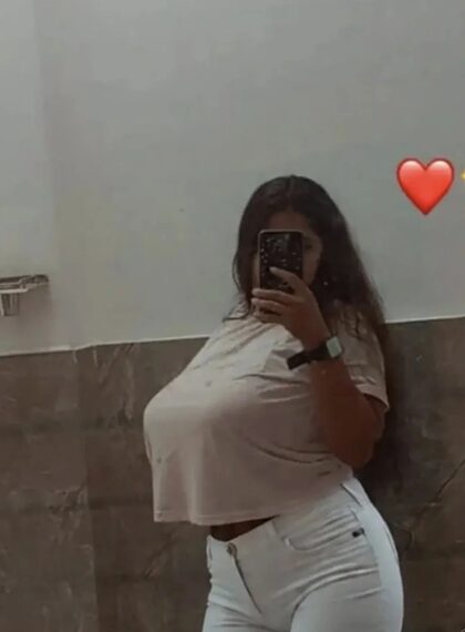 Khushi T nude photo #2