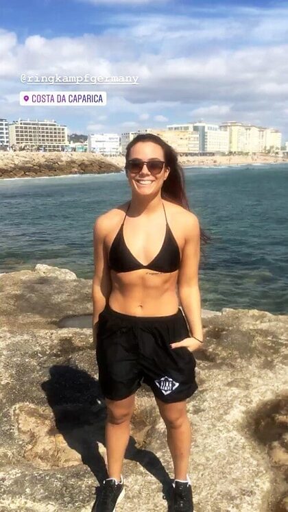 Killer Kelly nude photo #19
