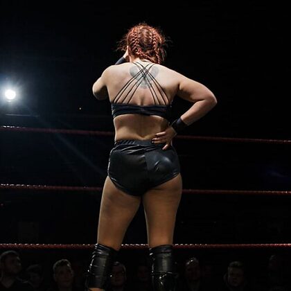 Killer Kelly nude photo #38