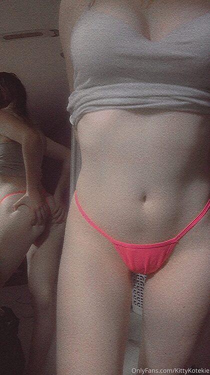 kittykotekzyx Christina nude photo #20