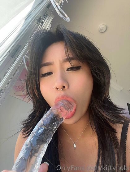 kittynobi nude photo #12