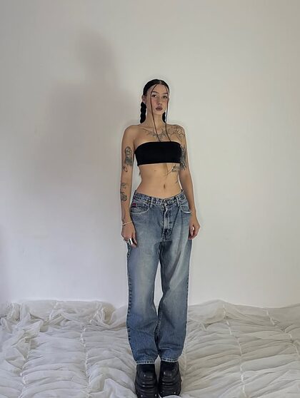laadrrii nude photo #24