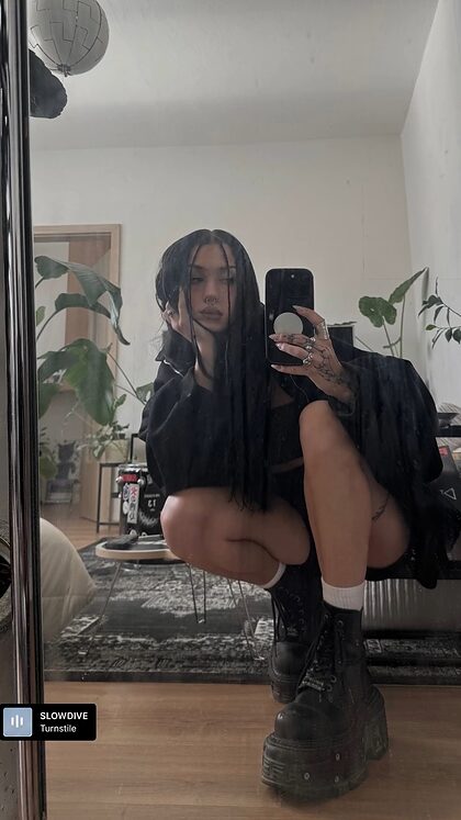 laadrrii nude photo #26