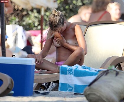 Lady Amelia Windsor nude photo #3
