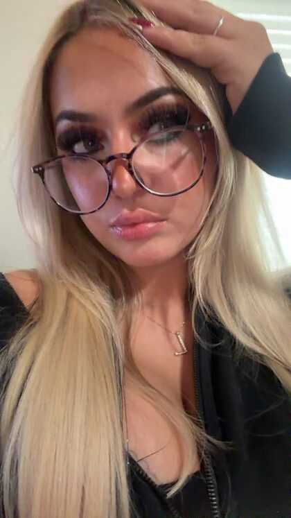 ladyybugloverr nude photo #4