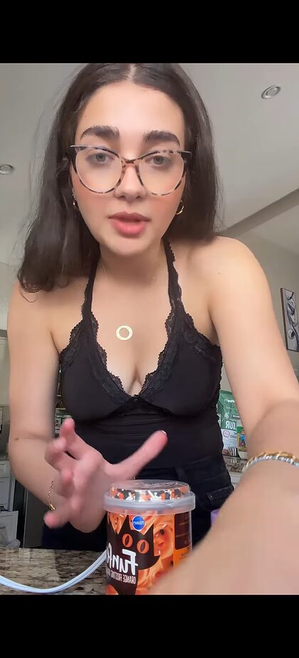 Lala Tv nude photo #4