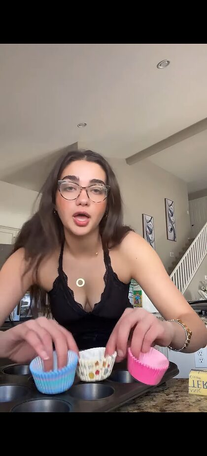 Lala Tv nude photo #6