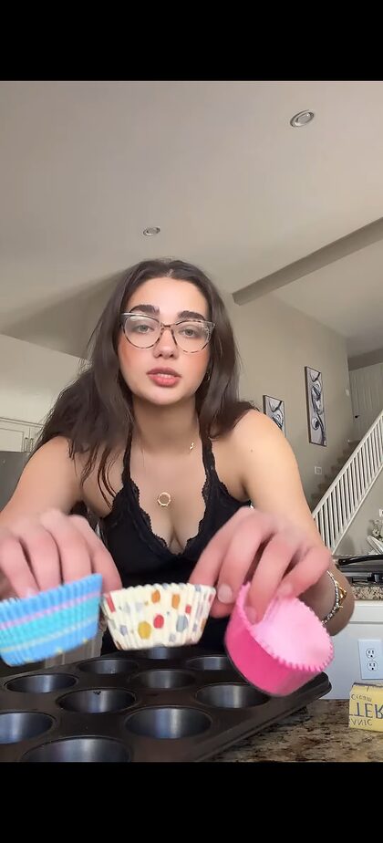 Lala Tv nude photo #9
