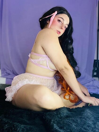 LaPeachySama nude photo #8