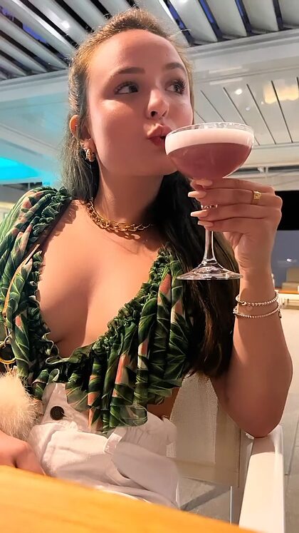 Larissa Manoela nude photo #69
