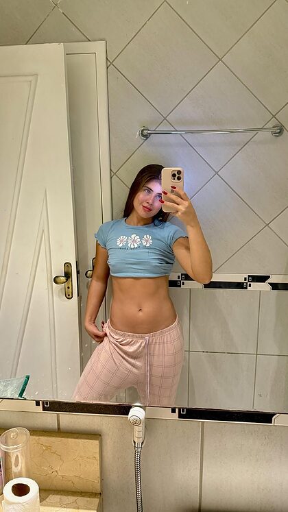 laurapponte nude photo #1