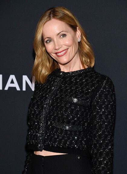 Leslie Mann nude photo #8
