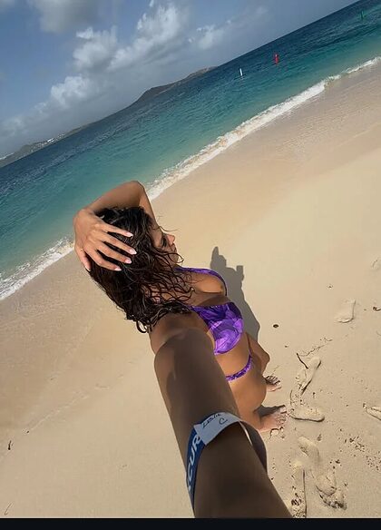 LeslieS nude photo #34