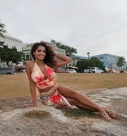 LeslieS nude photo #41
