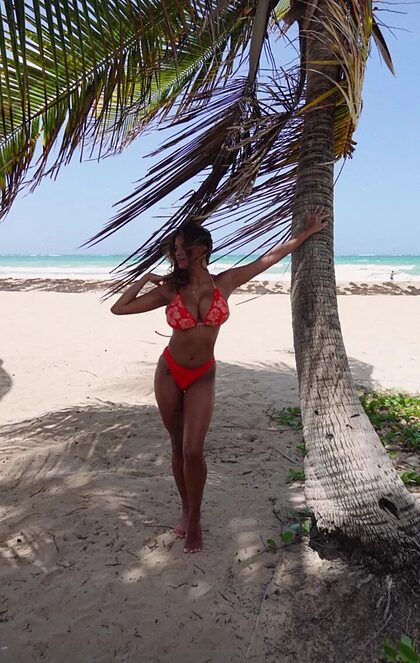 LeslieS nude photo #42