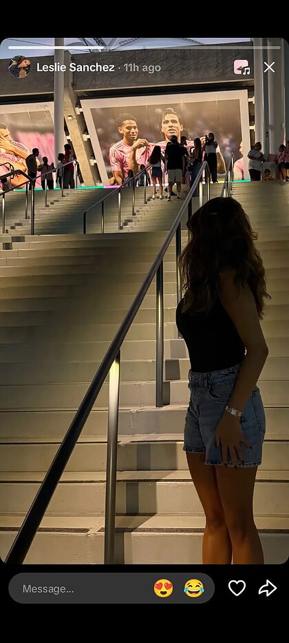 LeslieS nude photo #58