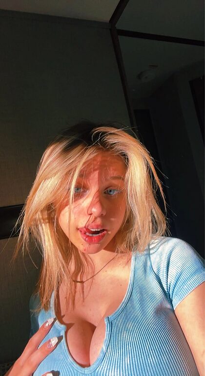 Lexi T nude photo #8