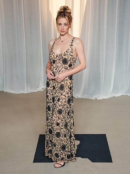 Lili Reinhart nude photo #252
