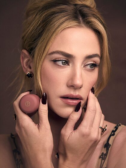 Lili Reinhart nude photo #262