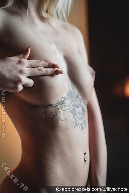 Lily nude photo #63