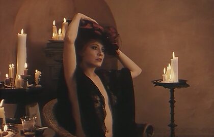 Linda Kozlowski nude photo #38