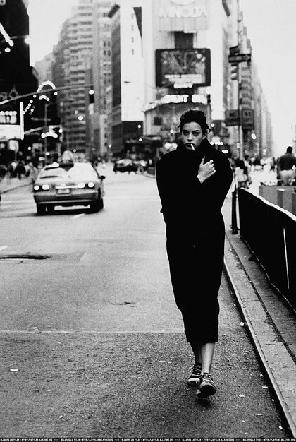 Liv Tyler nude photo #25