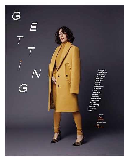 Lizzy Caplan nude photo #13