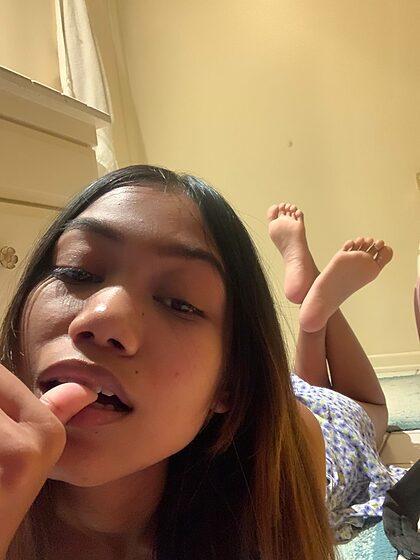 lolaluvstoez nude photo #3