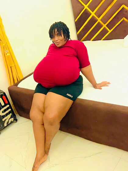 Lolo Muna nude photo #11