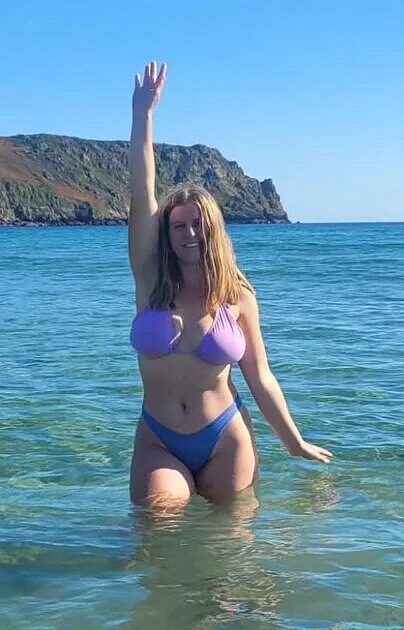 lostwithlau nude photo #4