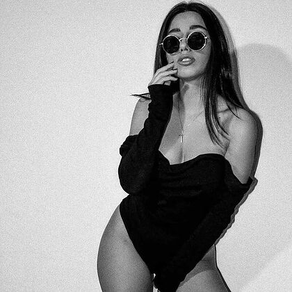 Louna Ziade nude photo #14