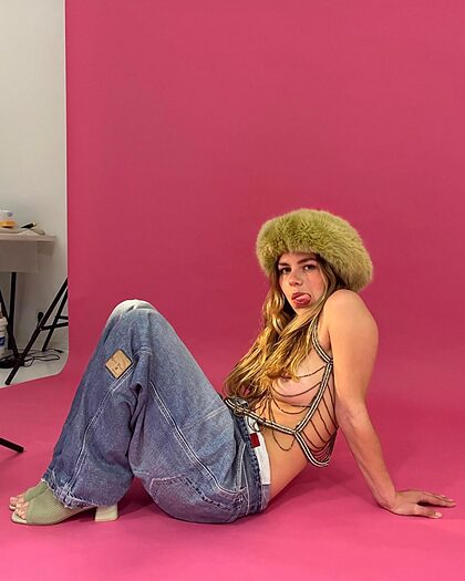 luce_testemale nude photo #2