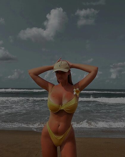 Ludovica M nude photo #21