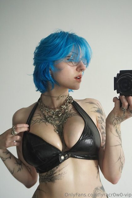 Lyra Crow nude photo #83