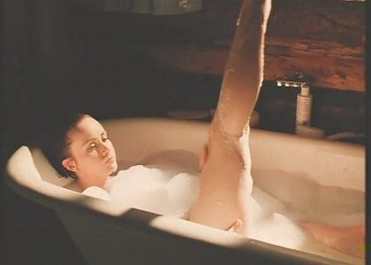 Lysette Anthony nude photo #21