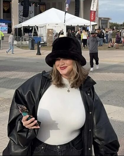 Madison FFW nude photo #1