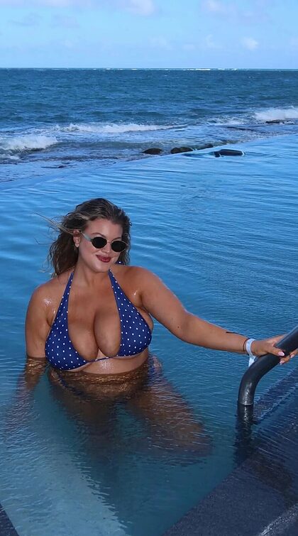 Madison FFW nude photo #45