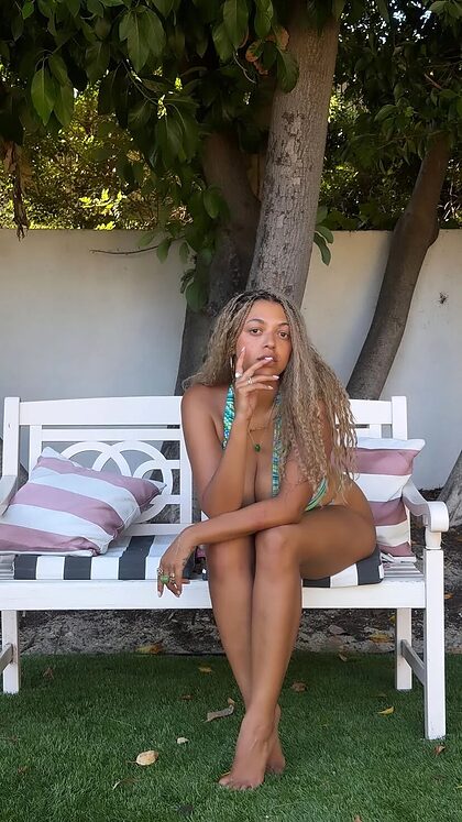 Mahalia nude photo #33