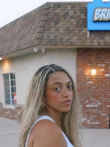 Mahalia nude photo #35