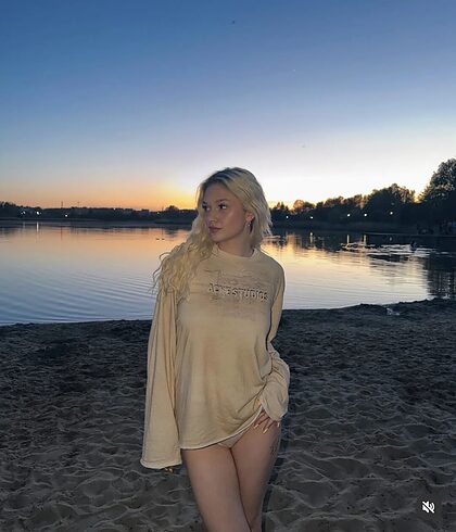 Maja Firek nude photo #8