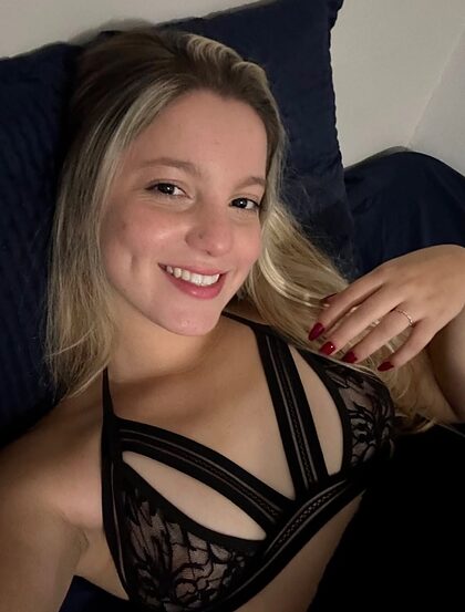 Malu Estanislau nude photo #4