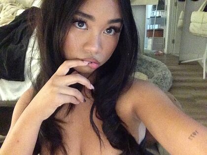 mar1uhh nude photo #17