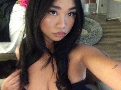mar1uhh nude photo #21