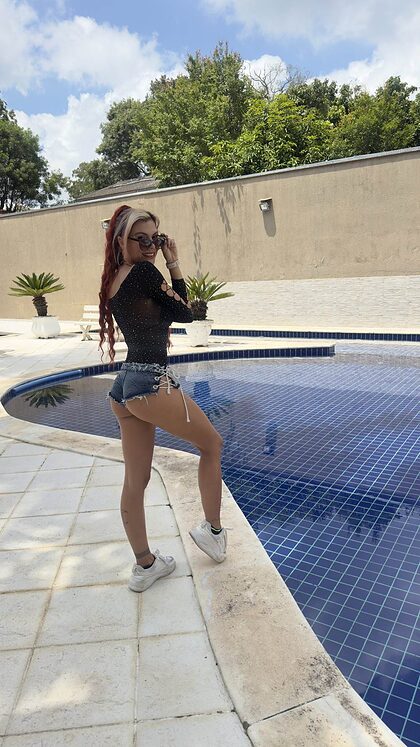 Mari Tegon nude photo #5