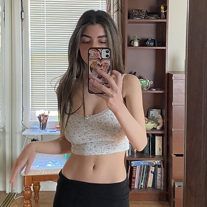 Mariana Souki nude photo #19